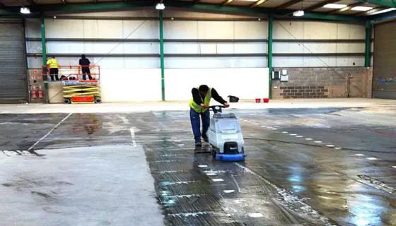 Fabrika Temizliği hizmetini temsil eden görsel